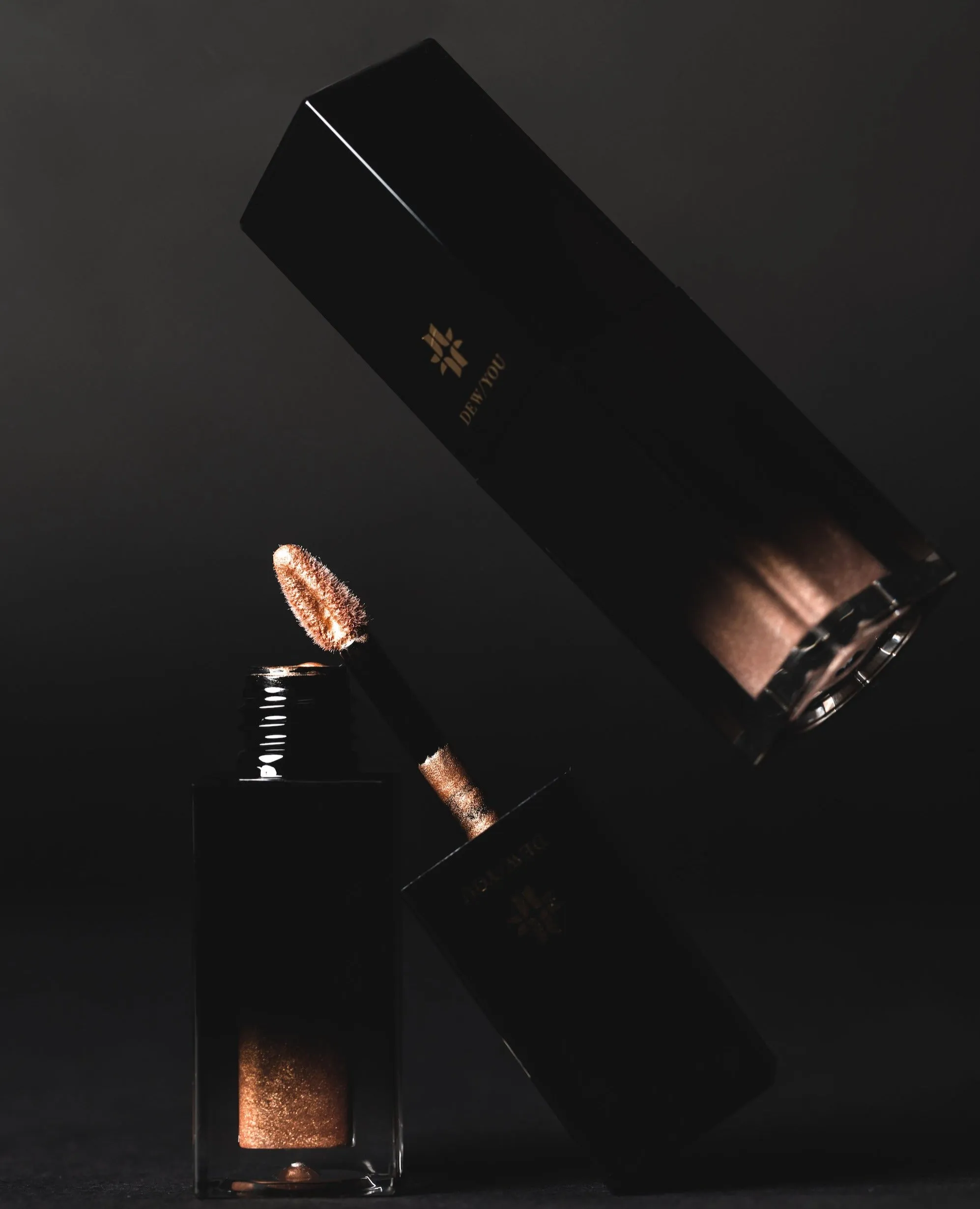 DEW/YOU - The Flawless Liquid Highlighter