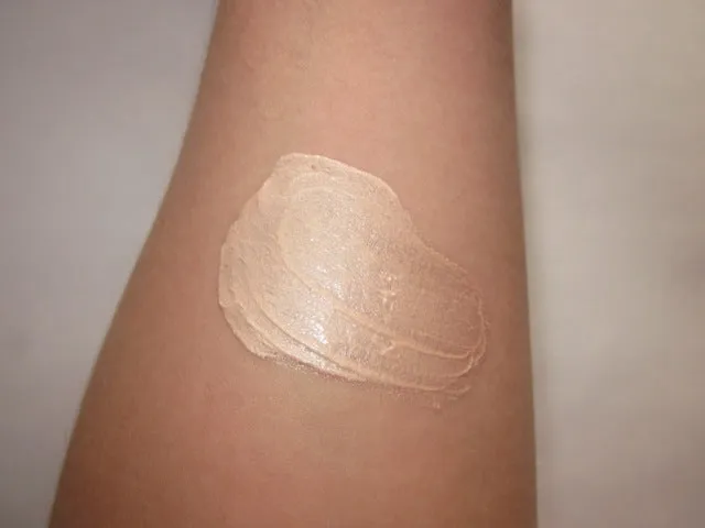 glo Illuminating Primer
