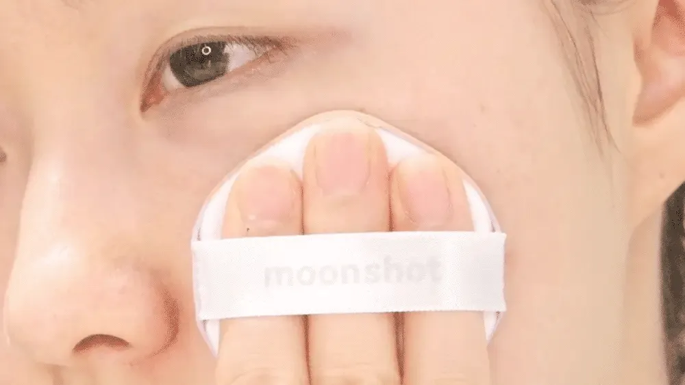 Moonshot Micro Settingfit Cushion Ex SPF50  PA**** 15g 301 Honey